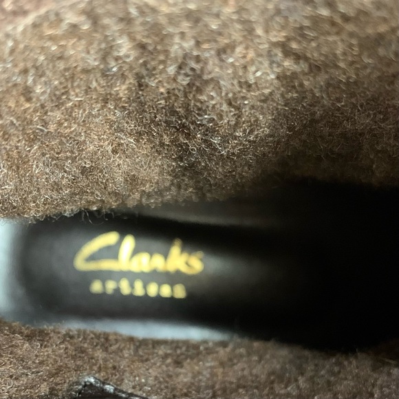 Clarks~NWT~Women’s “Volara Sky” Dark Brown Fold-Over Leather Moto‎ Boot~Sz 8.5 - Picture 10 of 13